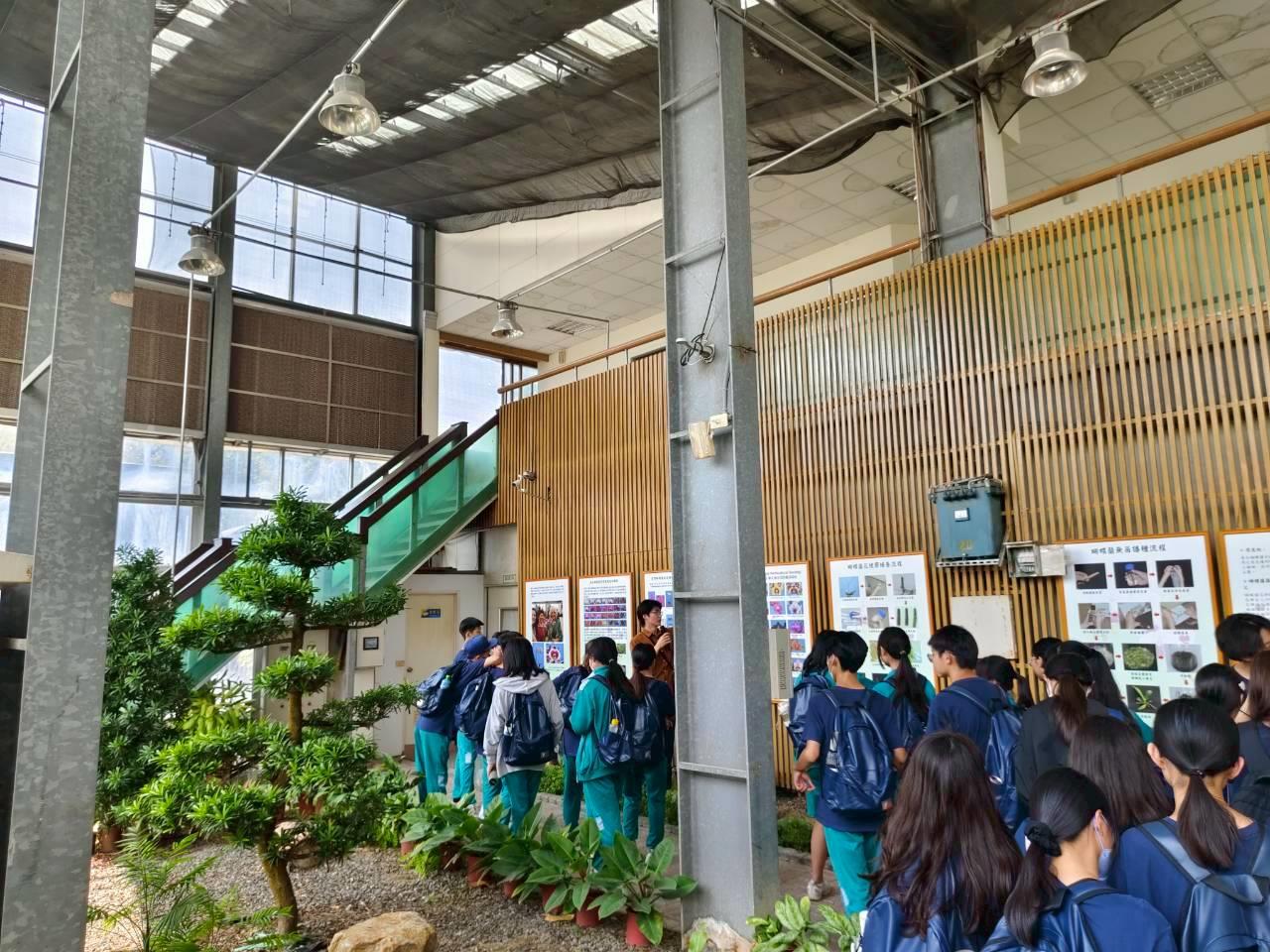 115仁愛健行及嘉大參訪(36)
