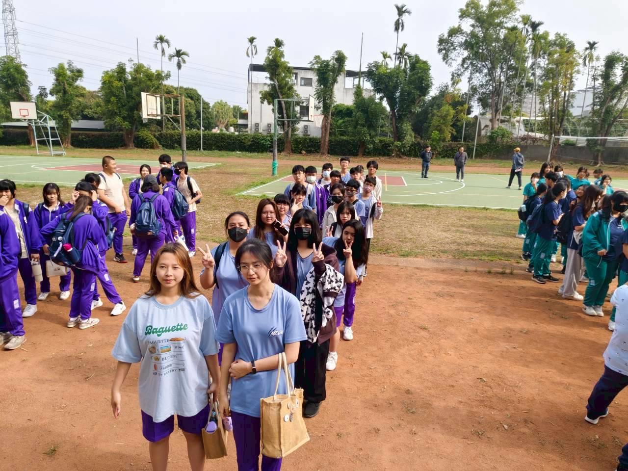 115仁愛健行及嘉大參訪(69)