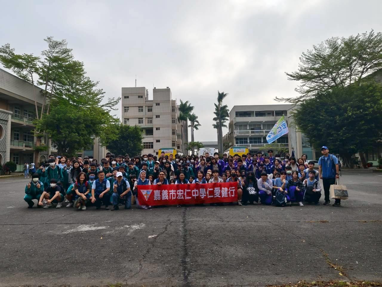 115仁愛健行及嘉大參訪(72)