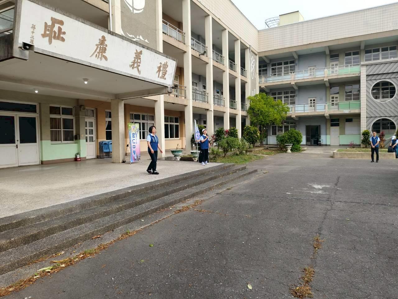 115仁愛健行及嘉大參訪(76)