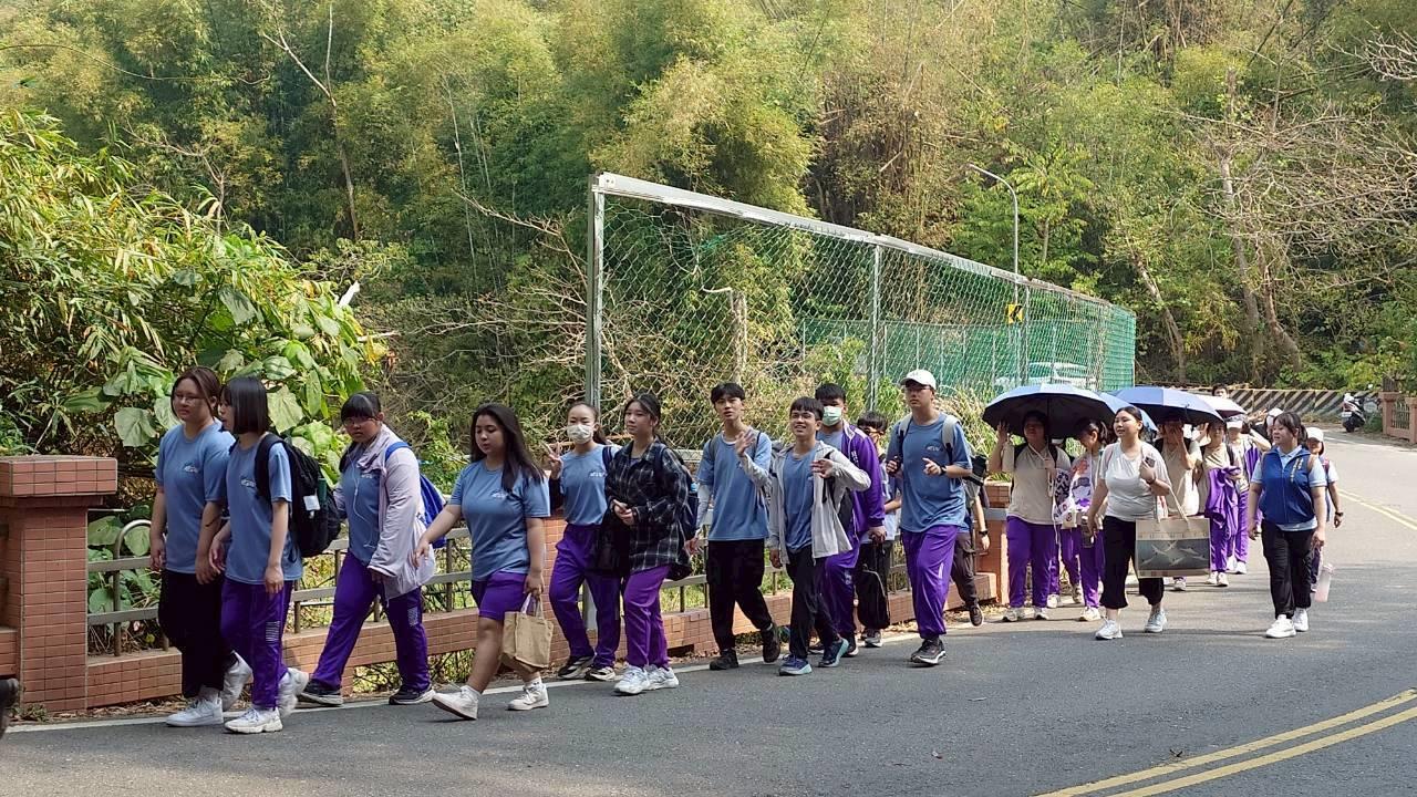 115仁愛健行及嘉大參訪(108)