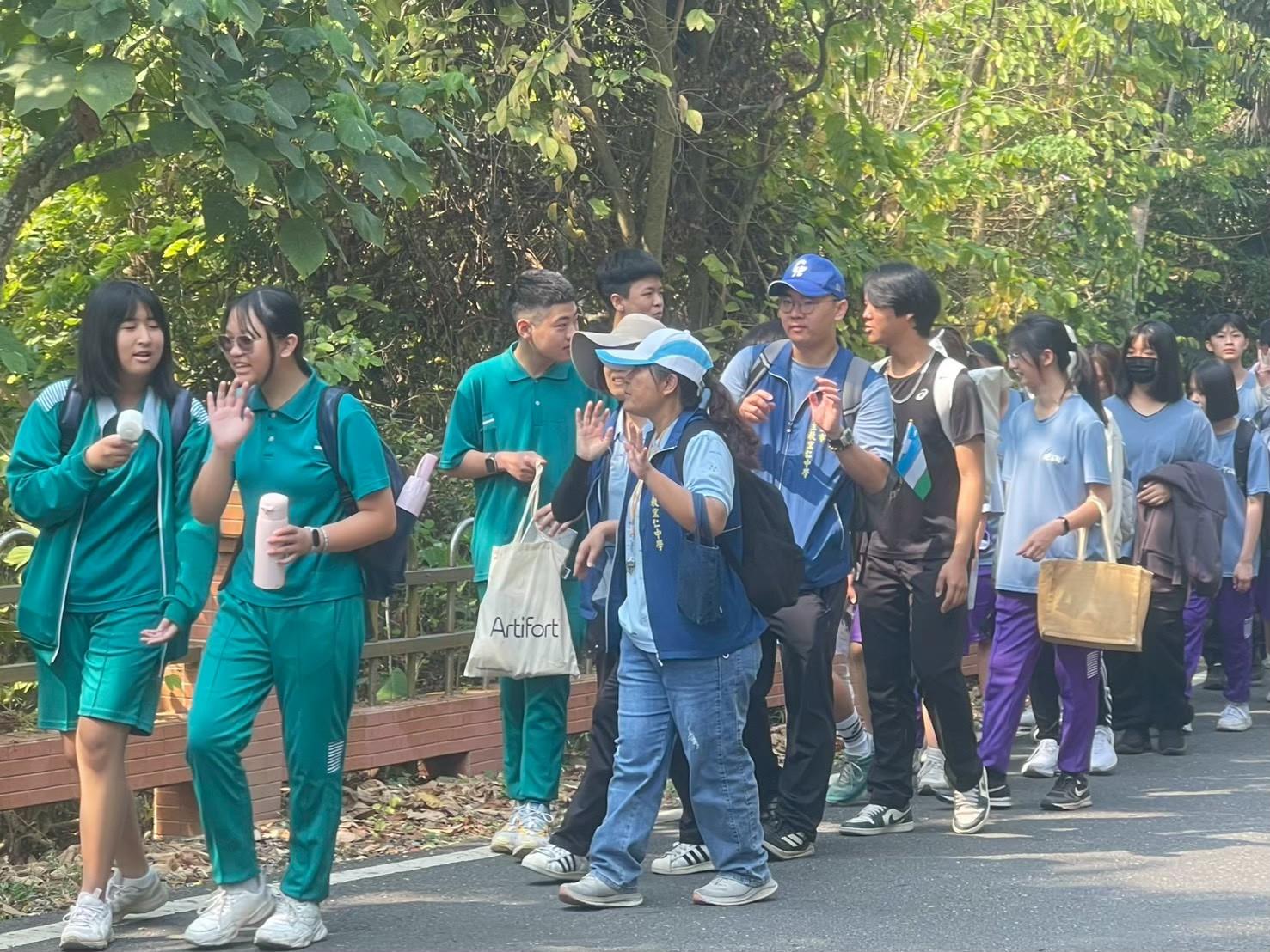 115仁愛健行及嘉大參訪(180)