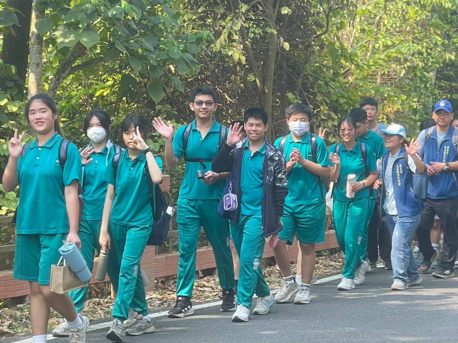 115仁愛健行及嘉大參訪(182)