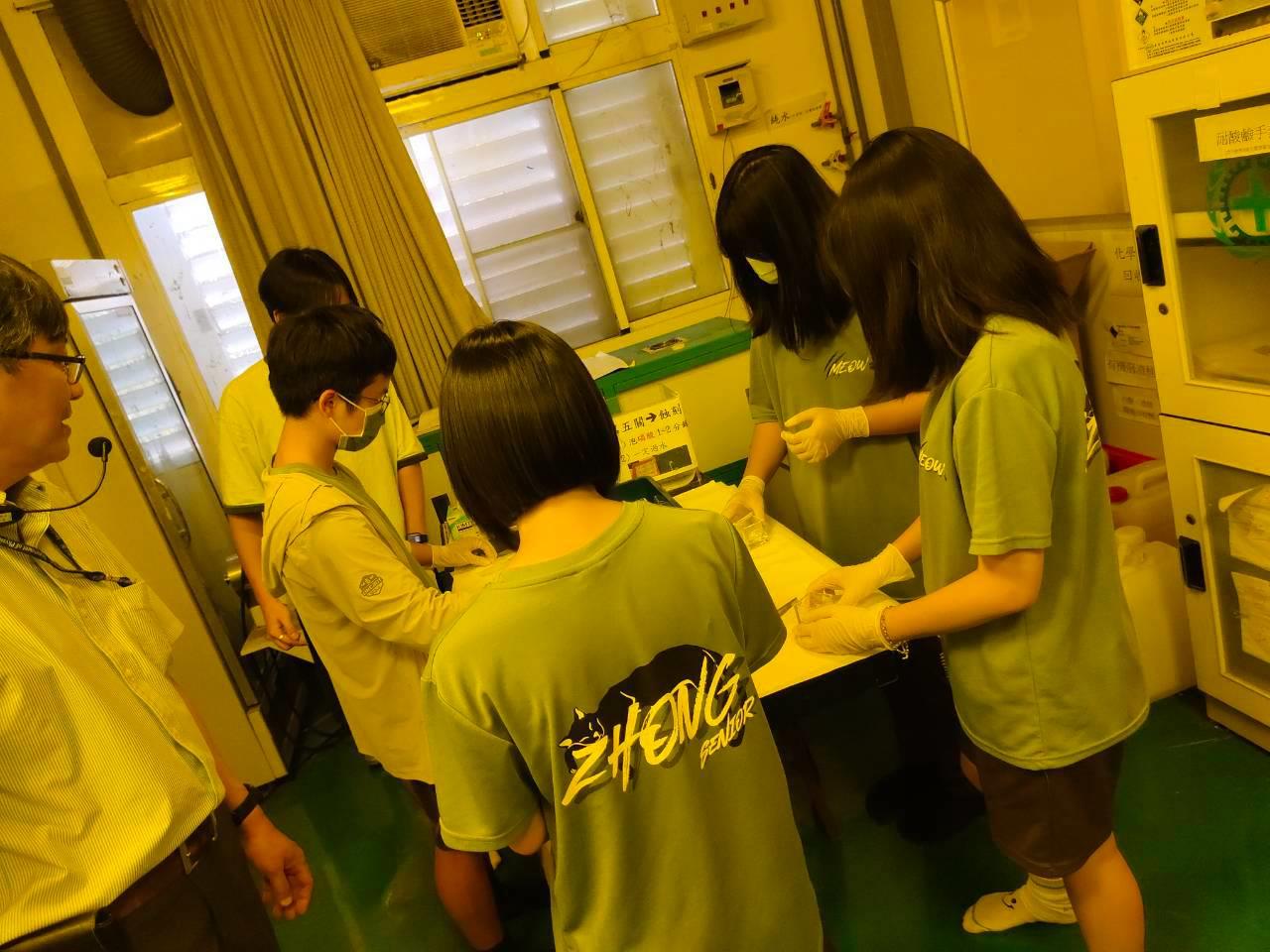 115嘉大半導體演驗課程(高二)(33)