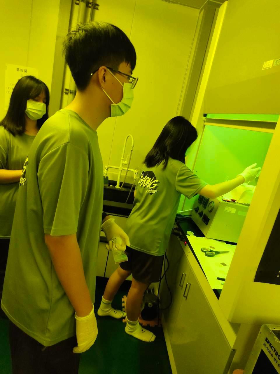 115嘉大半導體演驗課程(高二)(135)